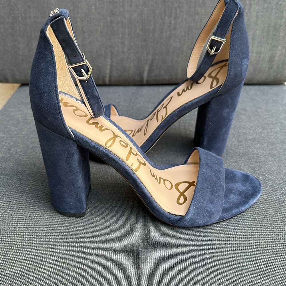 Sam Edelman Yaro Navy Suede Heels size 6.5 W - Picture 6 of 6